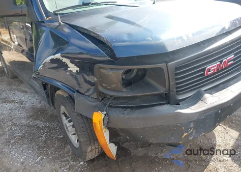 2005 GMC Savana Standard z USA, uszkodzony, nr VIN 1GJGG25UX51236179